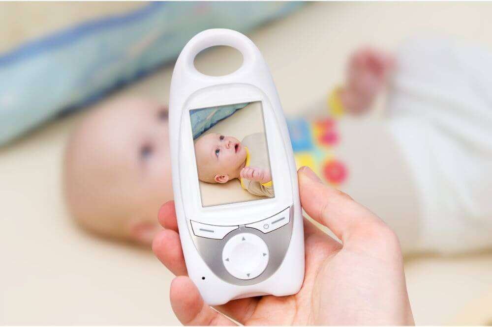 What Age to Stop Using a Baby Monitor